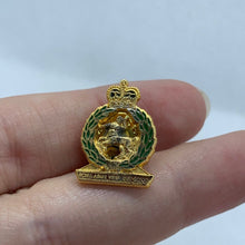 Charger l&#39;image dans la galerie, Mixed Listing of British Army Military Cap / Tie / Lapel Pin Badges - Code #166
