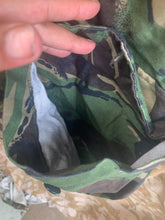 Load image into Gallery viewer, Genuine British Army Issue DPM Combat Smock - Size 160/104
