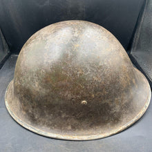 Charger l&#39;image dans la galerie, British / Canadian Army WW2 Mk3 Turtle Helmet - Original WW2 Helmet
