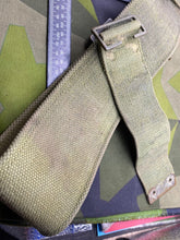 Charger l&#39;image dans la galerie, Original WW1 British Army 1908 Pattern Webbing Belt 36&quot; Waist
