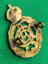 Charger l&#39;image dans la galerie, British Army - Army Dental Corps King&#39;s Crown Cap Badge
