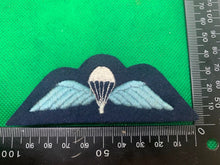 Charger l&#39;image dans la galerie, British Army Paratroopers Jump Wings
