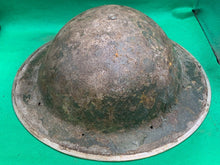 Lade das Bild in den Galerie-Viewer, Genuine WW2 British / South African Army Brodie Helmet
