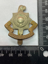 Load image into Gallery viewer, Original WW1 / WW2 British Army Royal Sussex Regiment Cap Badge
