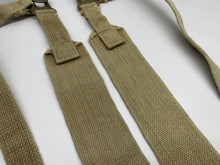 Charger l&#39;image dans la galerie, Original WW2 British Army 37 Pattern L Straps Pair - Wartime Dated
