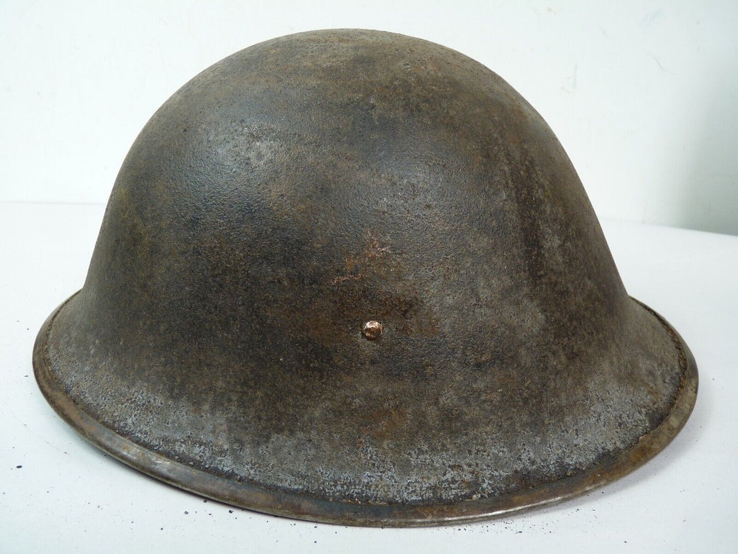 Original Mk3 Schildkrötenhelm der kanadischen/britischen Armee aus dem 2. Weltkrieg mit hohen Nieten 