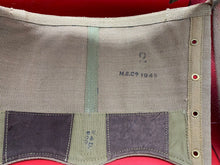 Load image into Gallery viewer, British Army M.E. Co 1948 dated Motorcycle Despatch Riders SPATS -WW2 37 Pattern

