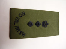 Charger l&#39;image dans la galerie, Royal Irish OD Green Rank Slides / Epaulette Pair Genuine British Army - NEW
