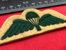 Charger l&#39;image dans la galerie, Genuine British Army Paratrooper Parachute Jump Wings - Light Infantry
