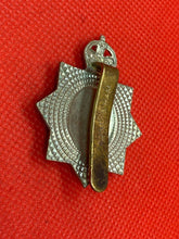 Load image into Gallery viewer, Original WW1 / WW2 British Army KING&#39;S DRAGOON GUARDS Regiment Cap Badge
