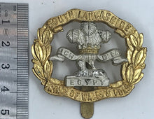 Load image into Gallery viewer, A silver &amp; gilt washed SOUTH LANCASHIRE Regt dress cap badge with slider  B10
