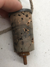 Load image into Gallery viewer, Original WW1 / WW2 British Army Water Bottle Cork Lid
