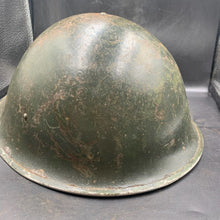 Load image into Gallery viewer, British / Canadian Army WW2 Mk3 Turtle Helmet - Complete with Liner
