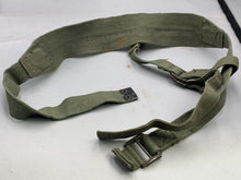 Load image into Gallery viewer, Original WW2 British Army 44 Pattern Shoulder Strap
