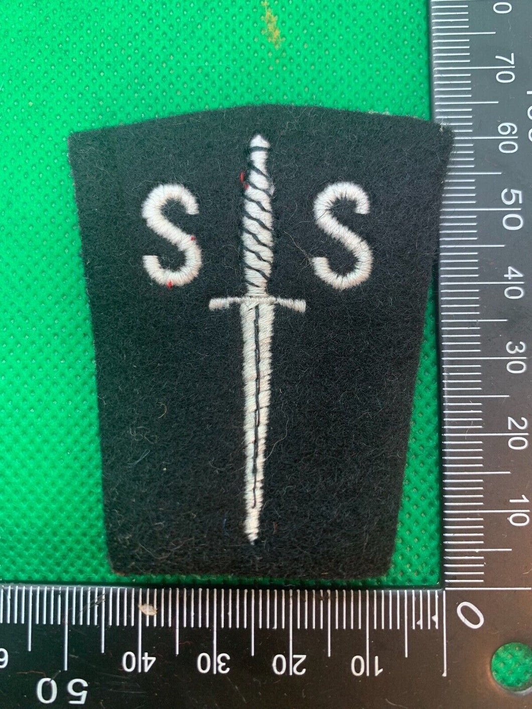 British Army 2nd Commando Cloth Cap Badge S.S Commando Badge