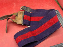 Charger l&#39;image dans la galerie, A British Army Household Division Stable Belt - great condition. 32&quot; Waist.
