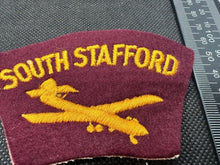 Load image into Gallery viewer, South Stafford Regiment RAF British Army Shoulder Title - WW2 Onwards Pattern

