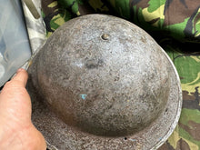 Charger l&#39;image dans la galerie, British Army Mk2 Brodie Helmet - Original WW2 - South African Manufactured
