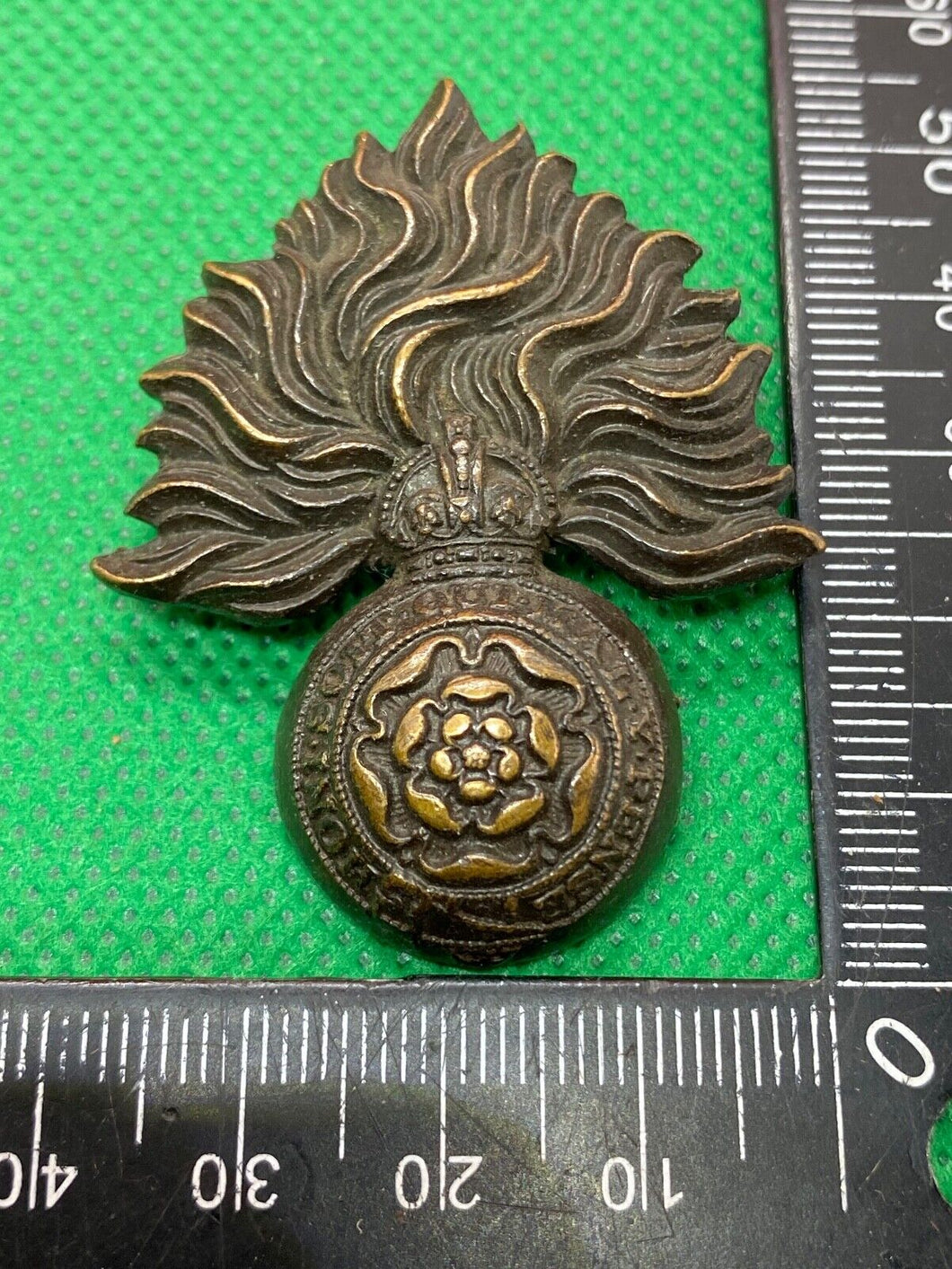 Original WW1 / WW2 British Army London Fusiliers Regiment Cap Badge