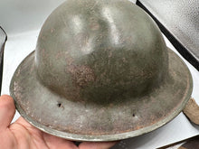 Lade das Bild in den Galerie-Viewer, Original WW2 British Style South African Mk2 Army Combat Helmet &amp; Liner
