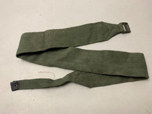 Charger l&#39;image dans la galerie, Original WW2 British Army 44 Pattern Equipment Strap - 1945 Dated
