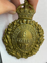 Load image into Gallery viewer, Original British Army KC WW1 8th The King&#39;s Liverpool Regiment Vol Btn Cap Badge - The Militaria Shop
