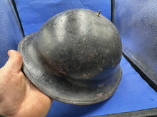 Charger l&#39;image dans la galerie, Original British Army Mk1* Brodie Helmet &amp; Liner - WW1 / WW2 Combat Helmet
