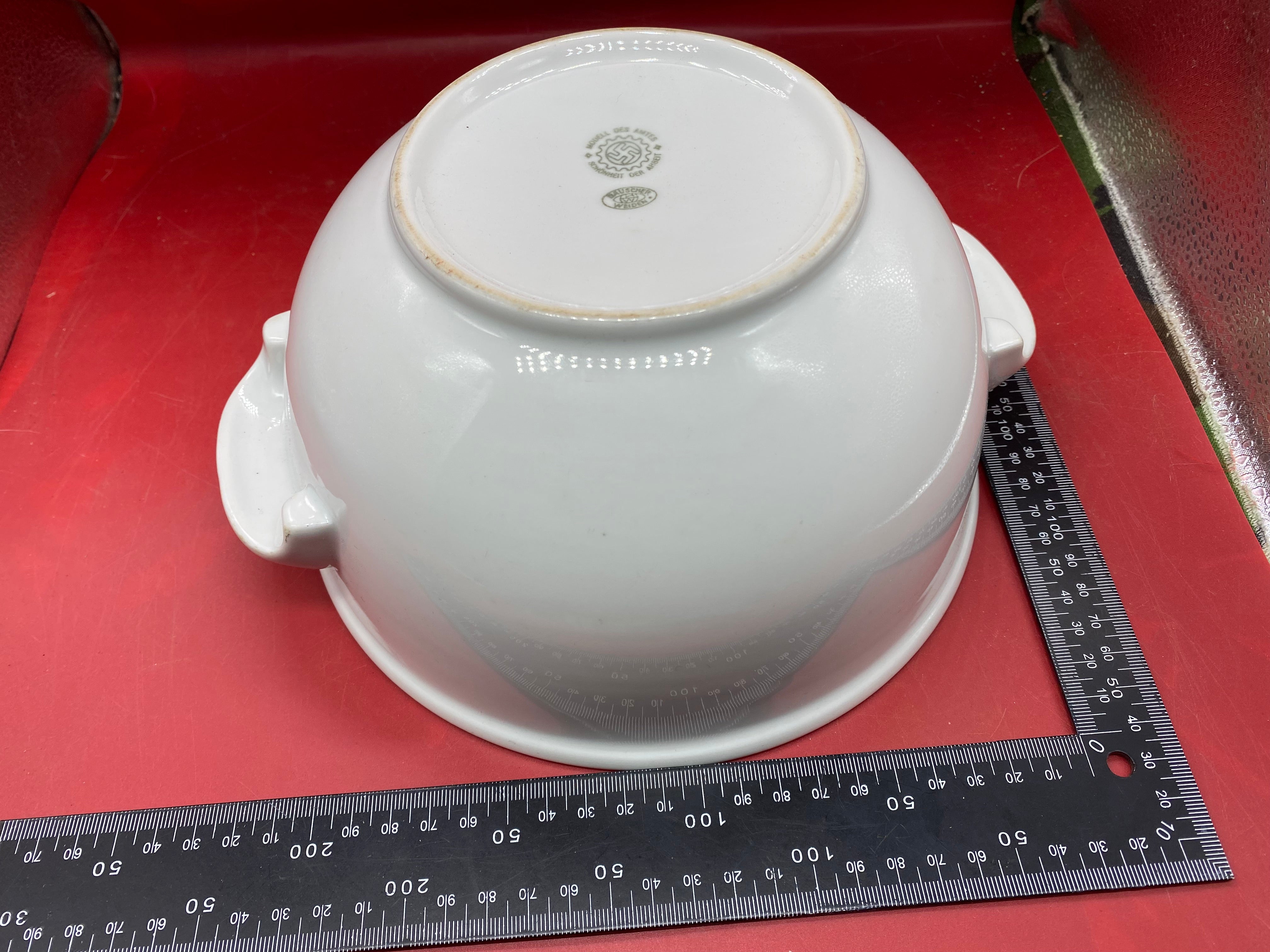 A WW2 German Large White Heavy Porcelain DAF Cooking / Serving Bowl. - The Militaria Shop
