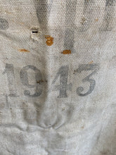 Charger l&#39;image dans la galerie, 1943 Dated WW2 German Army issue provisions sack
