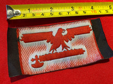 Load image into Gallery viewer, WW2 Italian Fascist Bevo Weave Badge Insignia. Reproduction.
