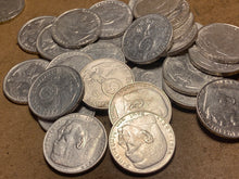 Charger l&#39;image dans la galerie, Monnaie allemande originale WW2 - Pièce en argent datée 1937 - 2 Reichmark
