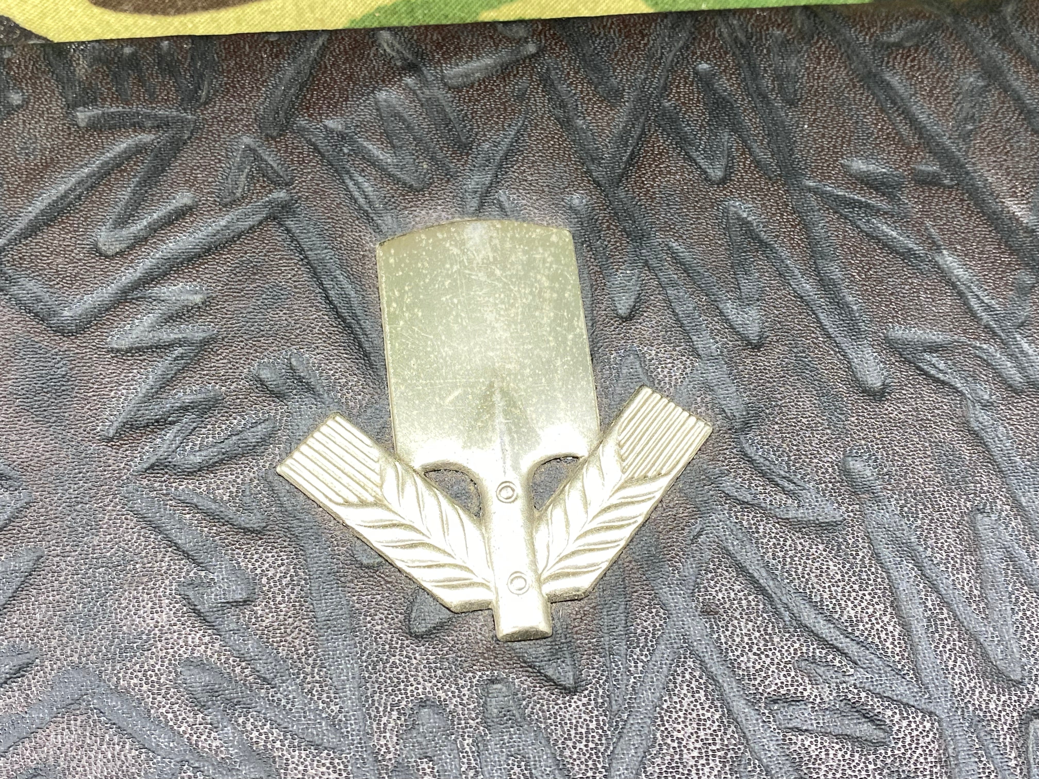 A WW2 German Army RAD Soldier's Photograph Album - excellent condition. - The Militaria Shop