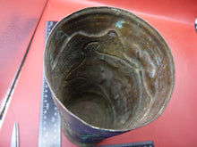 Lade das Bild in den Galerie-Viewer, Original WW1 Trench Art Shell Case Vase with Initials
