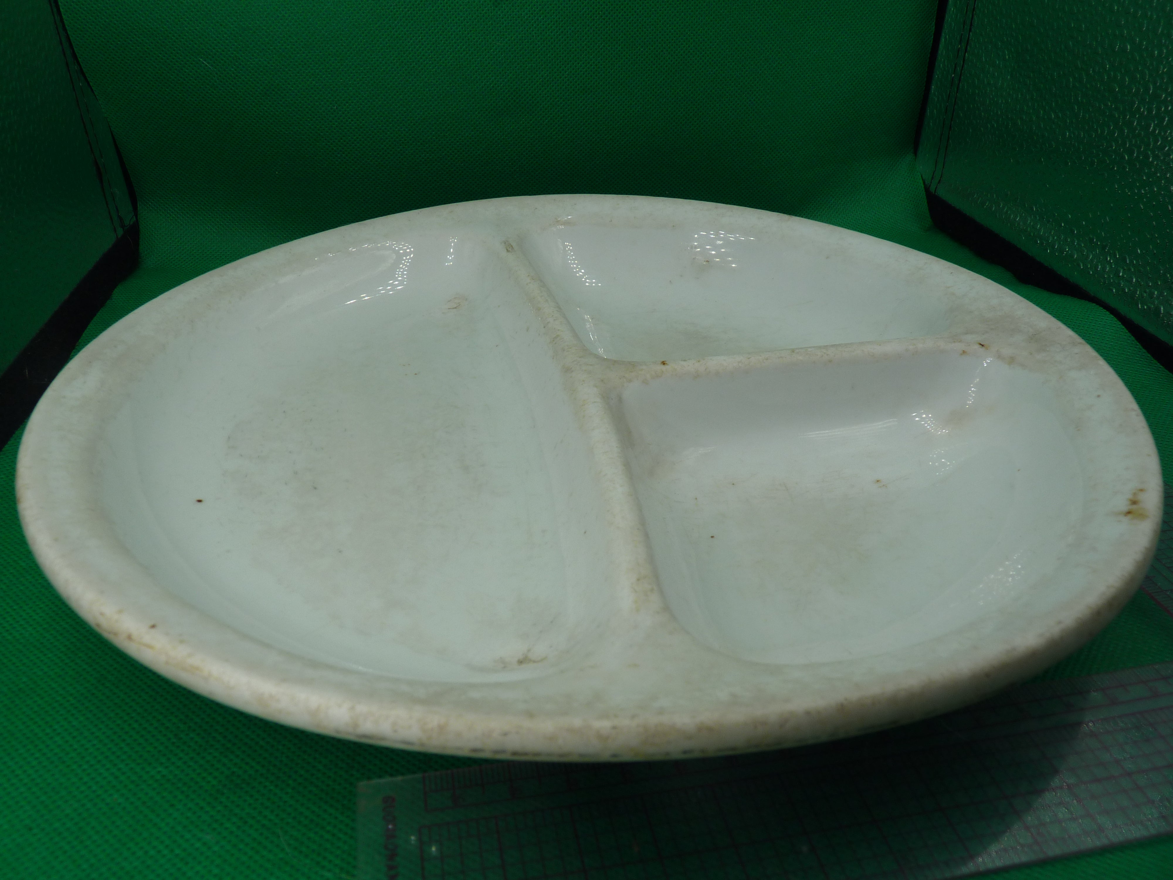 WW2 German Army DAF Mess Serving 3 Sectioned Porcelain Plate - The Militaria Shop