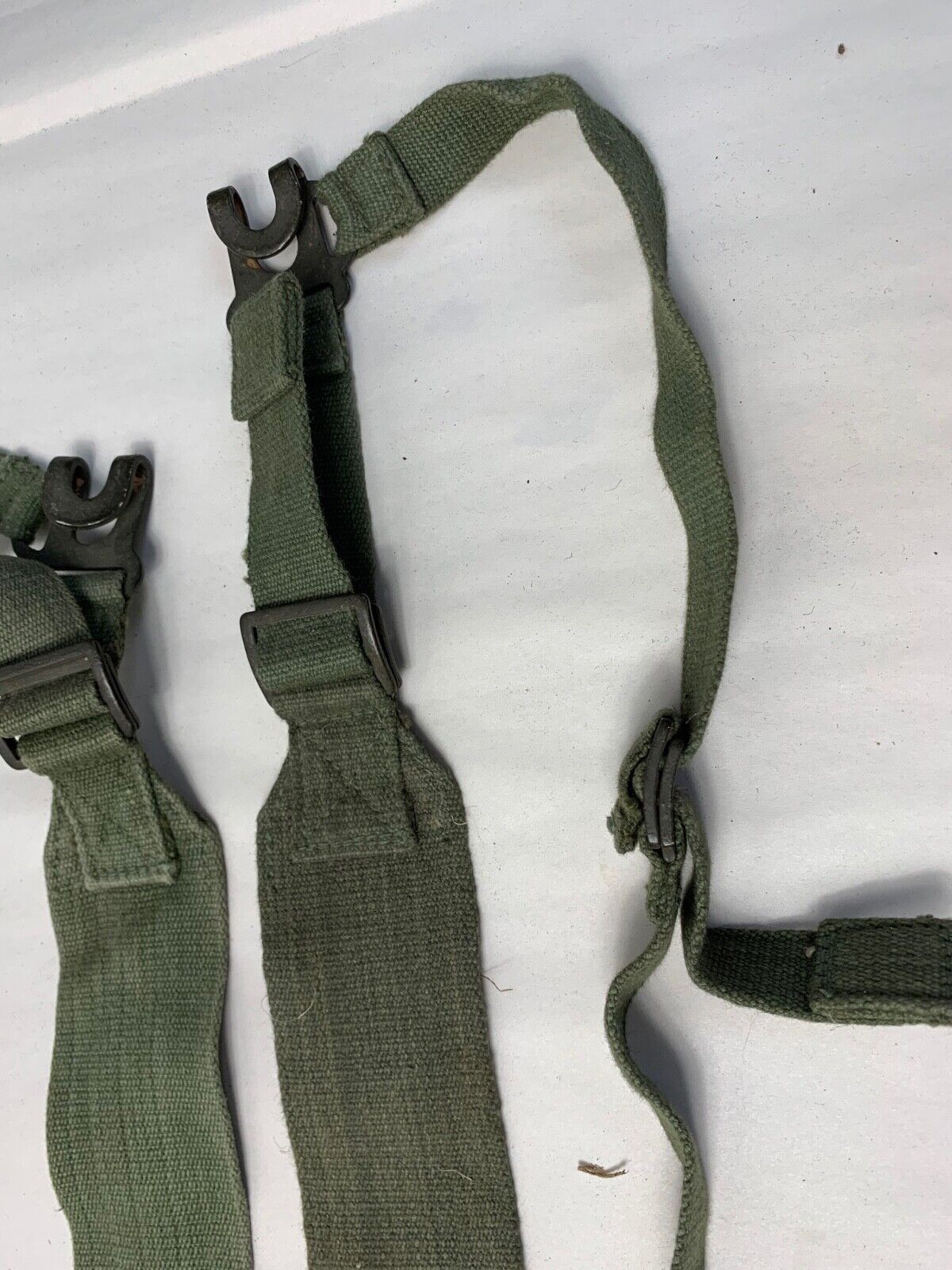 Original WW2 British Army 44 Pattern L Strap Pair - The Militaria Shop