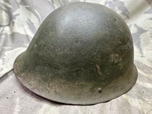 Charger l'image dans la galerie, Original WW2 Era British Army Mk4 Turtle Helmet - The Militaria Shop
