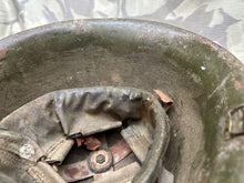 Charger l'image dans la galerie, Original WW2 Era British Army Mk4 Turtle Helmet - The Militaria Shop
